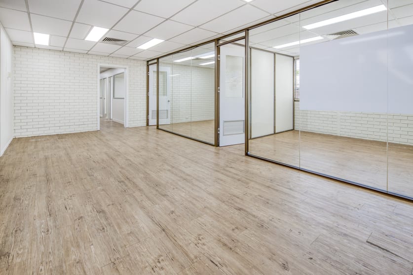 Click to view all images 2/6 Qualtrough Street Woolloongabba QLD 4102 - Image 2