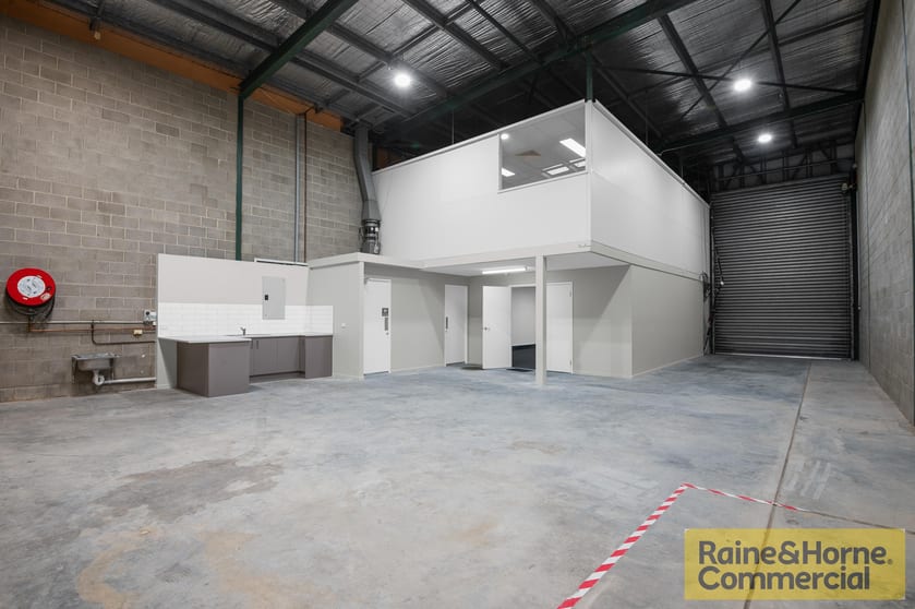 Click to view all images 3/49 Butterfield Street Herston QLD 4006 - Image 2