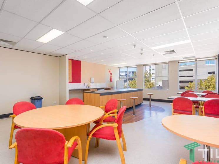 Click to view all images 823 Wellington Street West Perth WA 6005 - Image 3