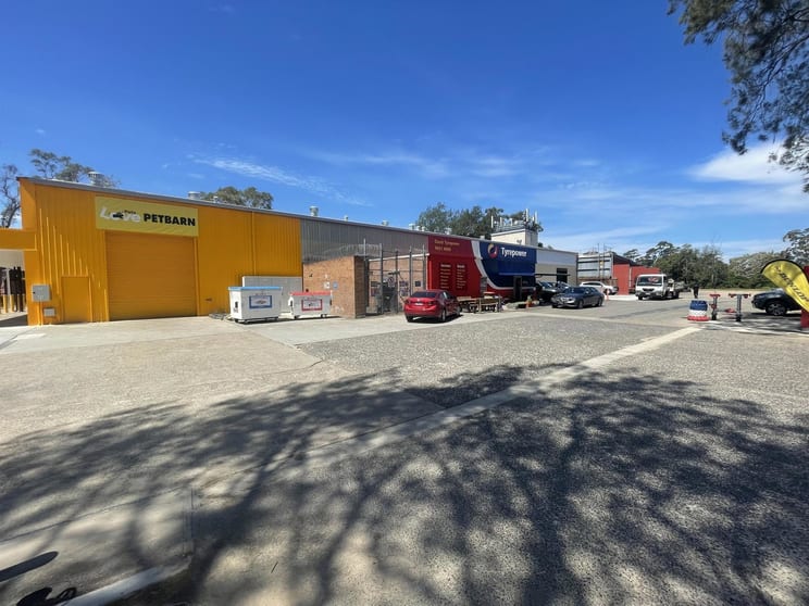 Click to view all images T2/236A New Line Road Dural NSW 2158 - Image 1