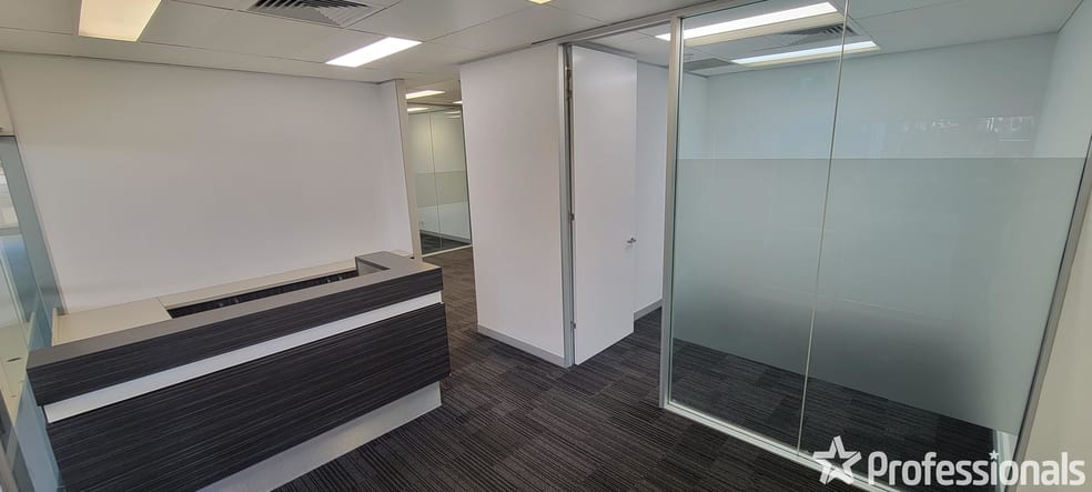 Click to view all images Shop 8/100 Goondoon Street Gladstone Central QLD 4680 - Image 3