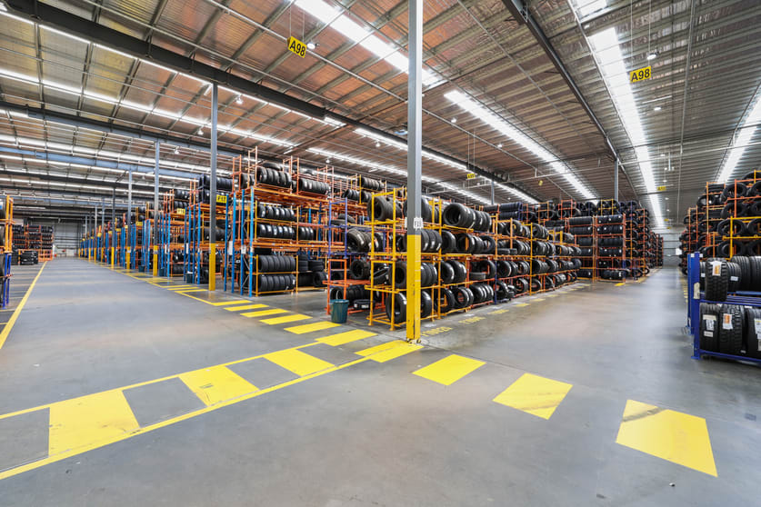 Click to view all images Unit 2, 9-15 Andretti Court Truganina VIC 3029 - Image 3