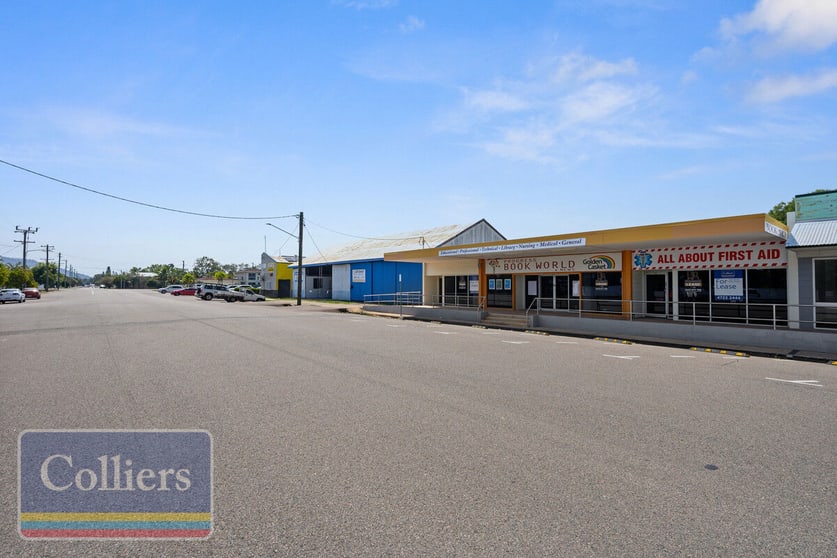 Click to view all images 2/15-17 Hammett Street Currajong QLD 4812 - Image 2
