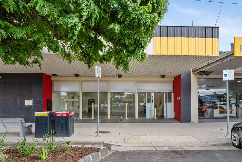 Click to view all images 285-287 High Street Melton VIC 3337 - Image 1