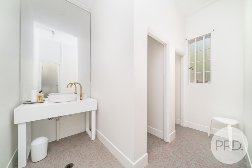 Click to view all images 95 Fitzmaurice Street Wagga Wagga NSW 2650 - Image 3
