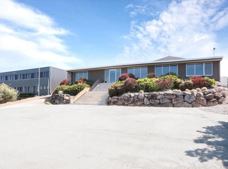 Click to view all images 54 Raynham Street Salisbury QLD 4107 - Image 1