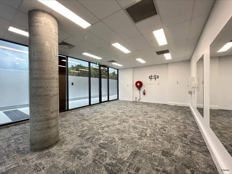Click to view all images 1/59 Golden Four Drive Bilinga QLD 4225 - Image 3