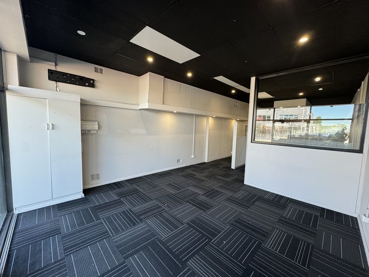 Click to view all images 1/222 Pacific Highway Charlestown NSW 2290 - Image 2