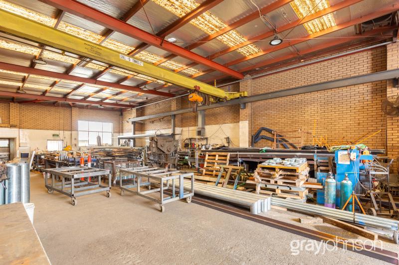Click to view all images 166 Grange Road Alphington VIC 3078 - Image 3