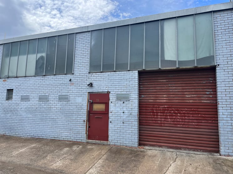 Click to view all images 13/35 Power Road Bayswater VIC 3153 - Image 2