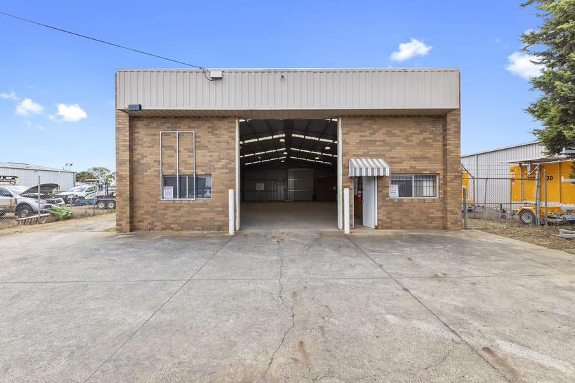 Click to view all images 27 Albert Street Moolap VIC 3224 - Image 1
