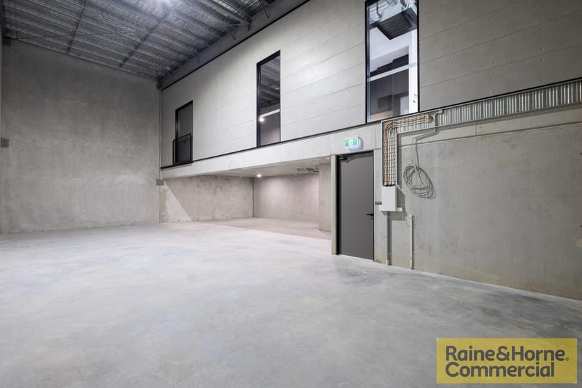 Click to view all images 2/69 Delta street Geebung QLD 4034 - Image 2