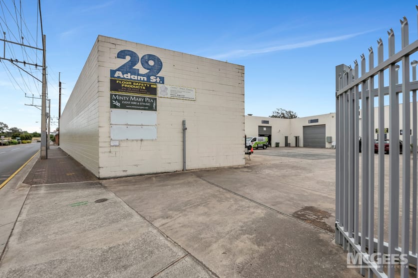 Click to view all images 2/29 Adam Street Hindmarsh SA 5007 - Image 1