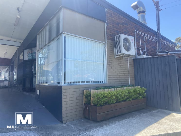 Click to view all images 210 Princes Highway Sylvania NSW 2224 - Image 2
