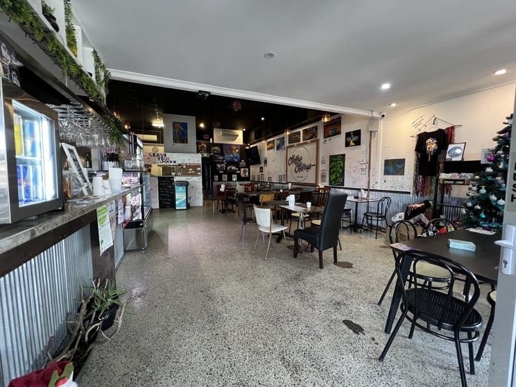 Click to view all images 32A Beach Road Christies Beach SA 5165 - Image 2