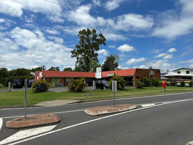 Click to view all images 1/2 Bruigom Street Norman Gardens QLD 4701 - Image 1