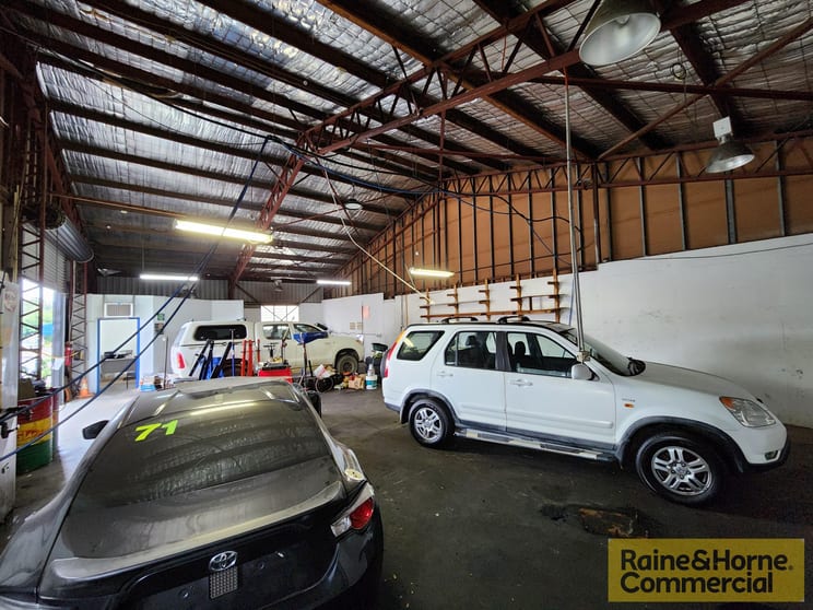 Click to view all images 6/5 Bilston Road Stafford QLD 4053 - Image 3
