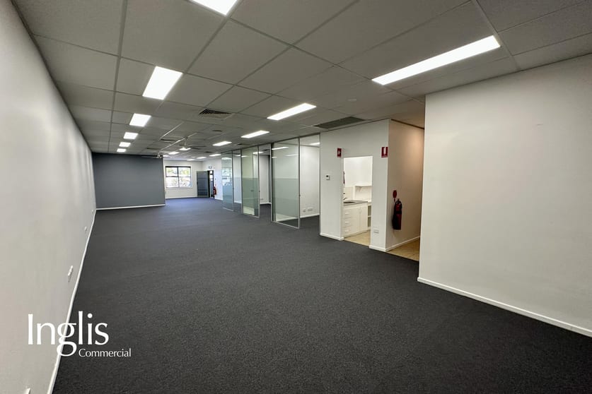 Click to view all images 4/28 Somerset Avenue Narellan NSW 2567 - Image 1
