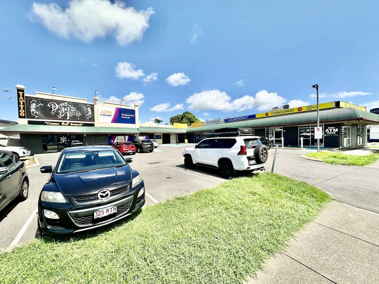 Click to view all images Shop 3/32 Thuringowa Drive Thuringowa Central QLD 4817 - Image 2