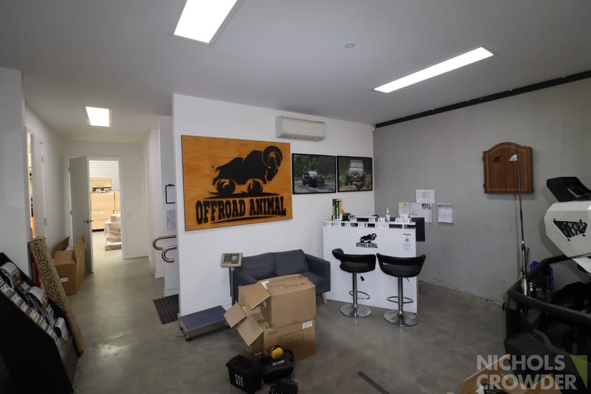 Click to view all images 28 Virginia Street Mornington VIC 3931 - Image 3