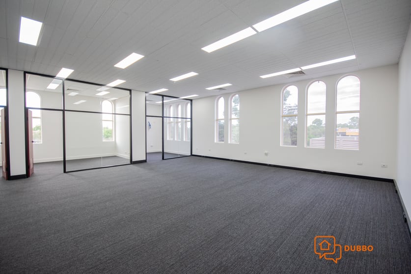 Click to view all images 10 Bultje Street Dubbo NSW 2830 - Image 2