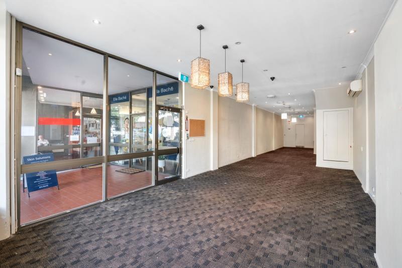 Click to view all images 20 Ferguson Street Williamstown VIC 3016 - Image 2