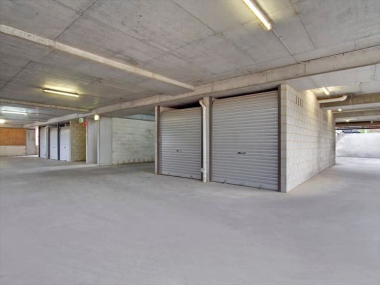 Click to view all images Lock-up Storage/55-59 Anderson Road Mortdale NSW 2223 - Image 3