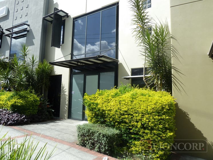 Click to view all images Springwood QLD 4127 - Image 1
