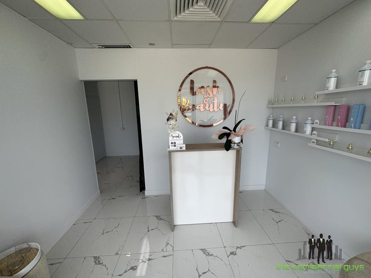 Click to view all images 7/57 Ashmole Rd Redcliffe QLD 4020 - Image 3