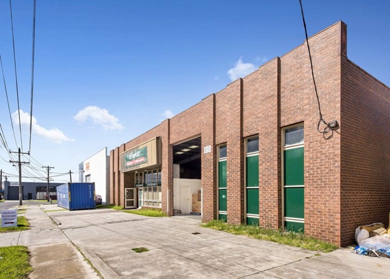 Click to view all images 100 Levanswell Road Moorabbin VIC 3189 - Image 2