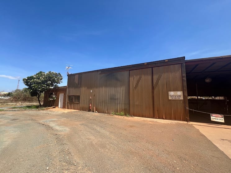 Click to view all images 4a/2 Pinnacles Street Wedgefield WA 6721 - Image 2