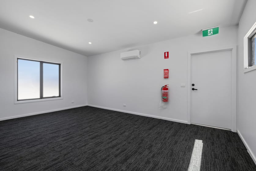 2/25 Stockwell Road Jindera NSW 2642 - Image 3