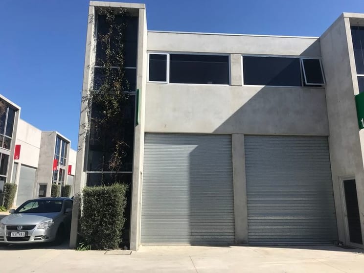 Click to view all images 14/131 Hyde Street Yarraville VIC 3013 - Image 1