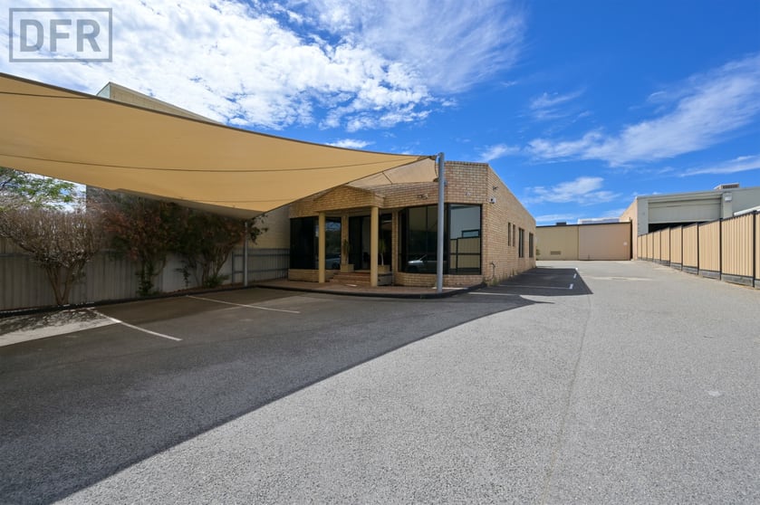 Click to view all images 24 Wynyard Street Belmont WA 6104 - Image 1