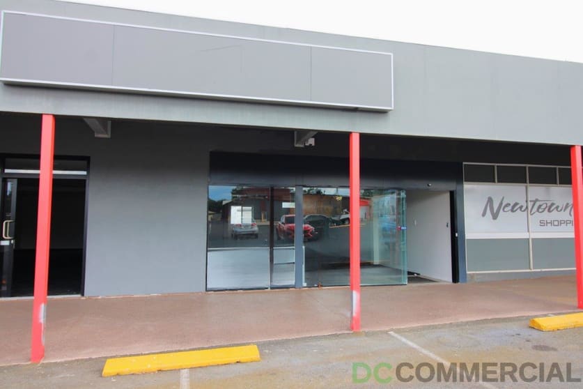 Click to view all images 2/255B Herries Street Newtown QLD 4350 - Image 2