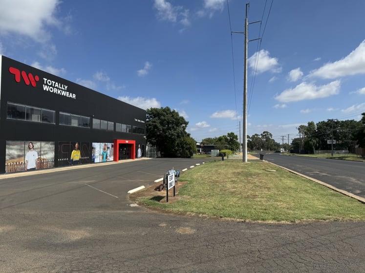 Click to view all images 9-11 White Street Dubbo NSW 2830 - Image 3