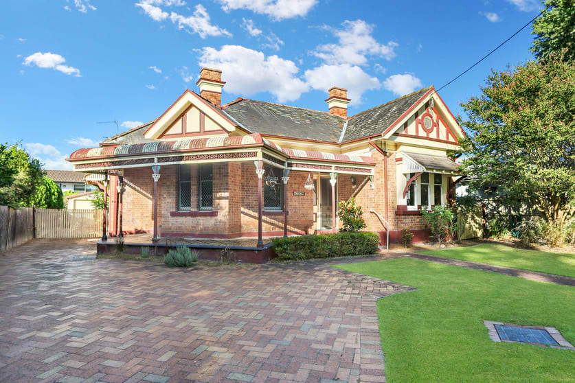 Click to view all images 60 Francis Street Richmond NSW 2753 - Image 1