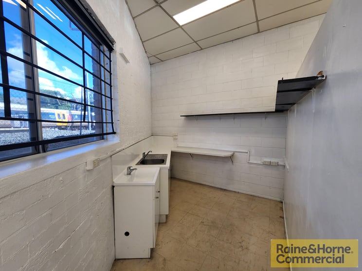 Click to view all images 3/312 Junction Road Clayfield QLD 4011 - Image 3