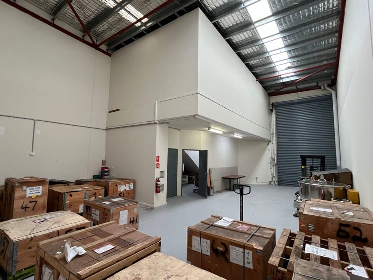 Click to view all images Unit 2/15-17 Chaplin Drive Lane Cove NSW 2066 - Image 3