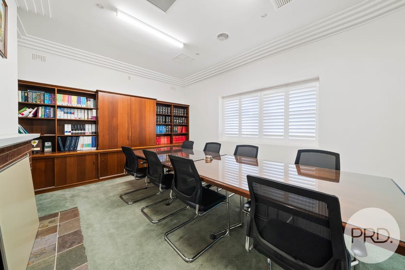 Click to view all images 13 Forsyth Street Wagga Wagga NSW 2650 - Image 3