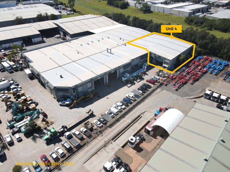 Click to view all images Unit 4/32 Williamson Road Ingleburn NSW 2565 - Image 1