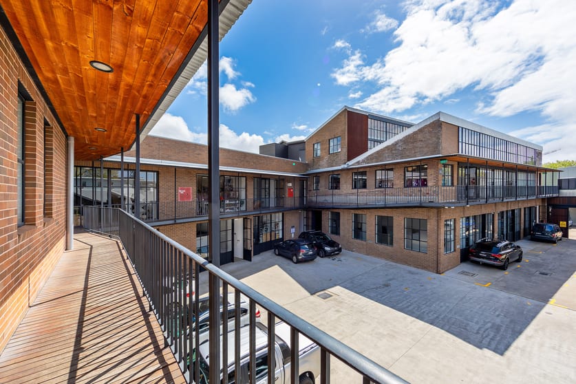 Click to view all images 32 Ralph Street Alexandria NSW 2015 - Image 1