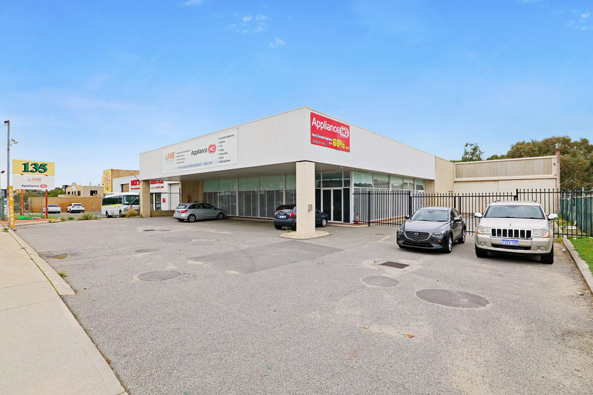 Click to view all images 135 Welshpool Road Welshpool WA 6106 - Image 2