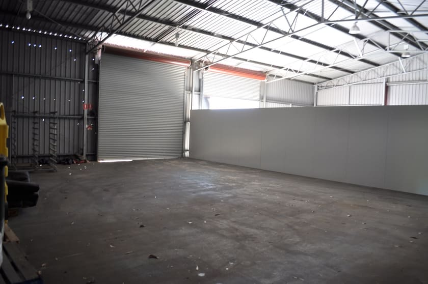 Click to view all images 1/15 Fairlawn Road Busselton WA 6280 - Image 3