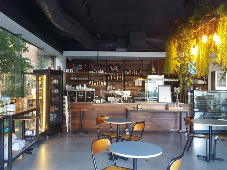 Click to view all images Ground Shop 2/456 St Kilda Melbourne VIC 3004 - Image 3