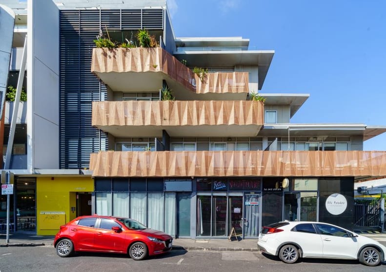 Click to view all images 5/17 Irwell Street St Kilda VIC 3182 - Image 1