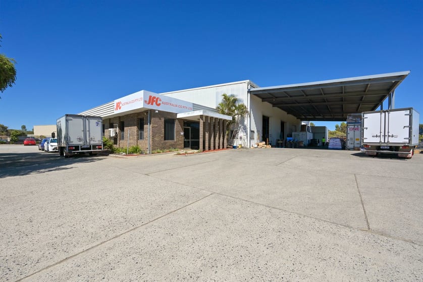 Click to view all images 12 Tipping Road Kewdale WA 6105 - Image 1
