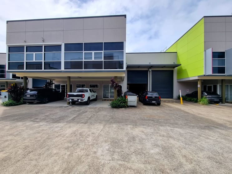Click to view all images 5/41 Lavarack Avenue Eagle Farm QLD 4009 - Image 2
