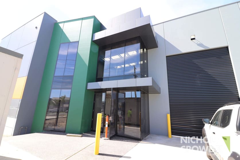 Click to view all images 28 Colemans Road Carrum Downs VIC 3201 - Image 1