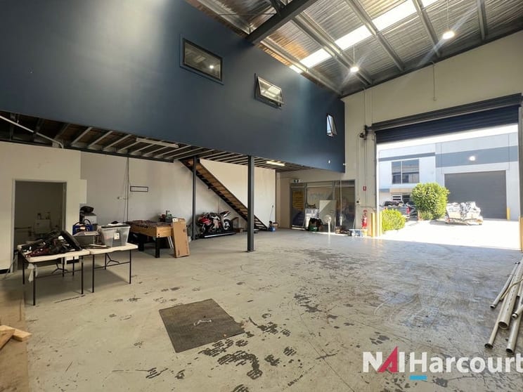 Click to view all images 6/43 Scanlon Drive Epping VIC 3076 - Image 3